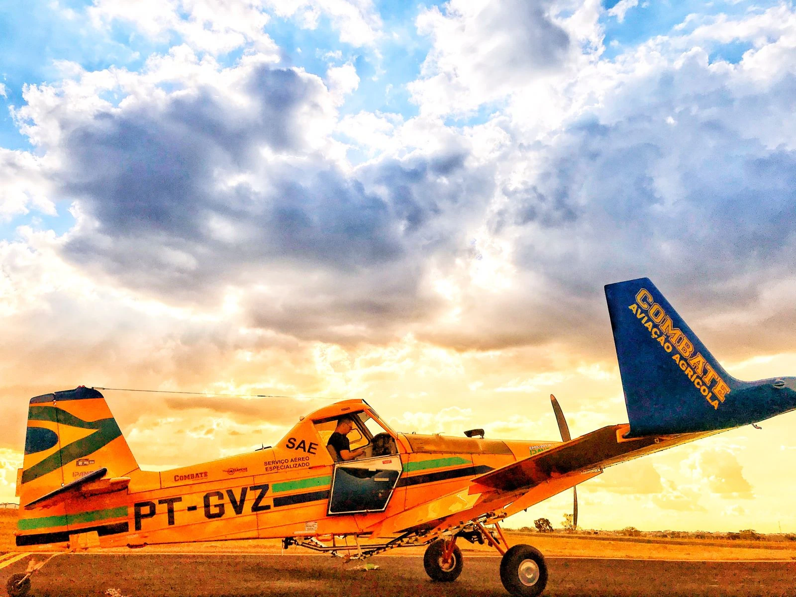 Aeronave agrícola da Ataque Aviação na base operacional